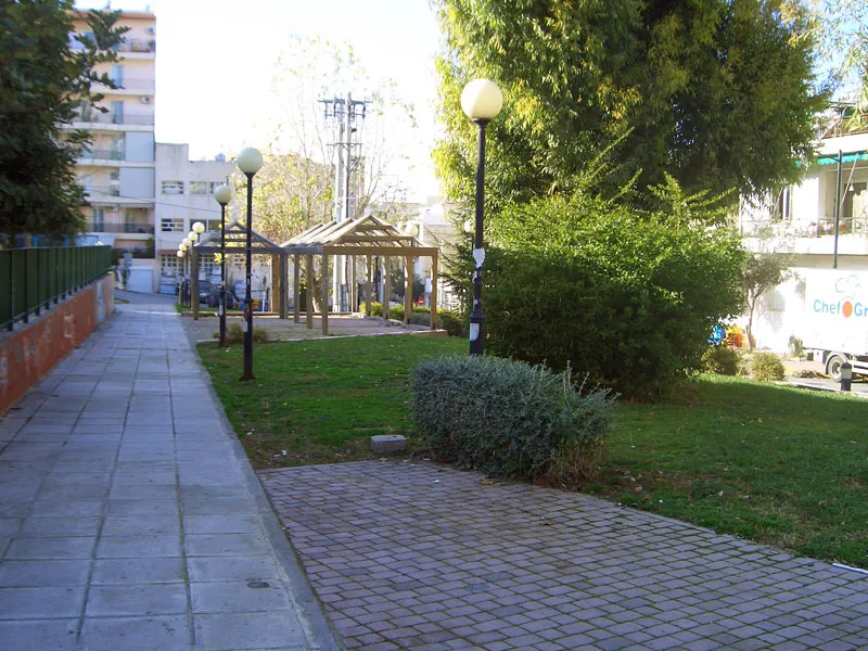Κιόσκι στην οδό Ταταούλων