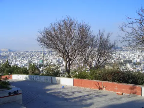 Θέα Βύρωνα